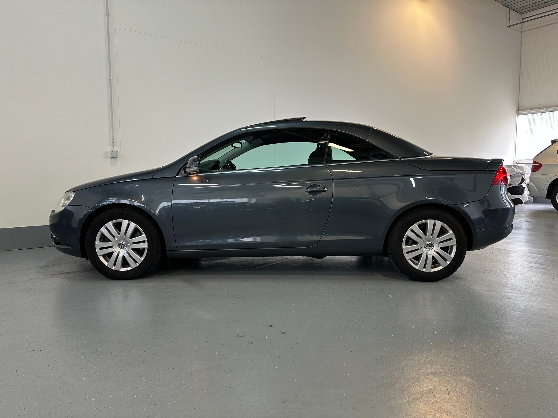 VW Eos 2.0 TDI-image-21