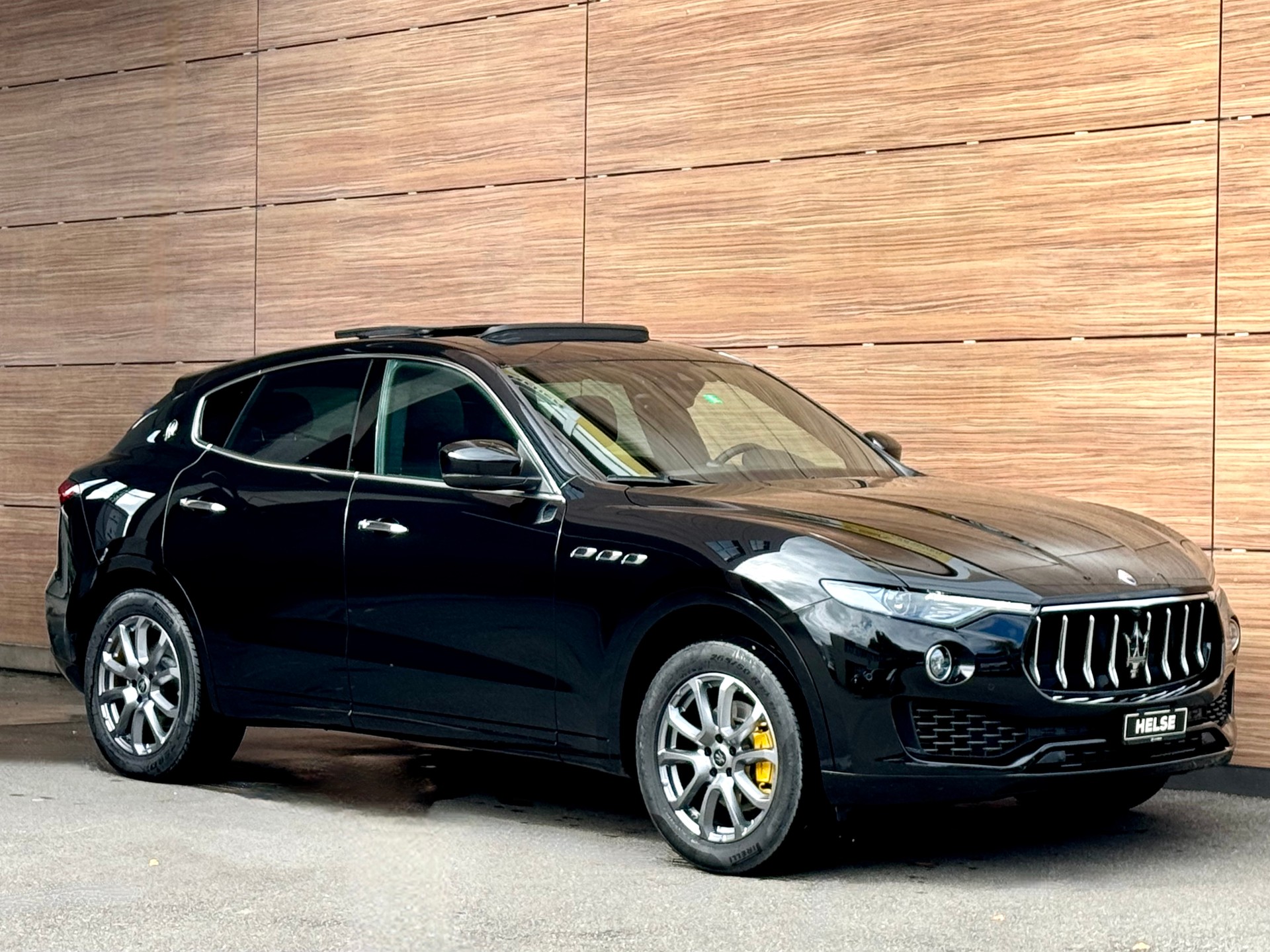 MASERATI Levante 3.0 V6 GranLusso Automatica-image-1