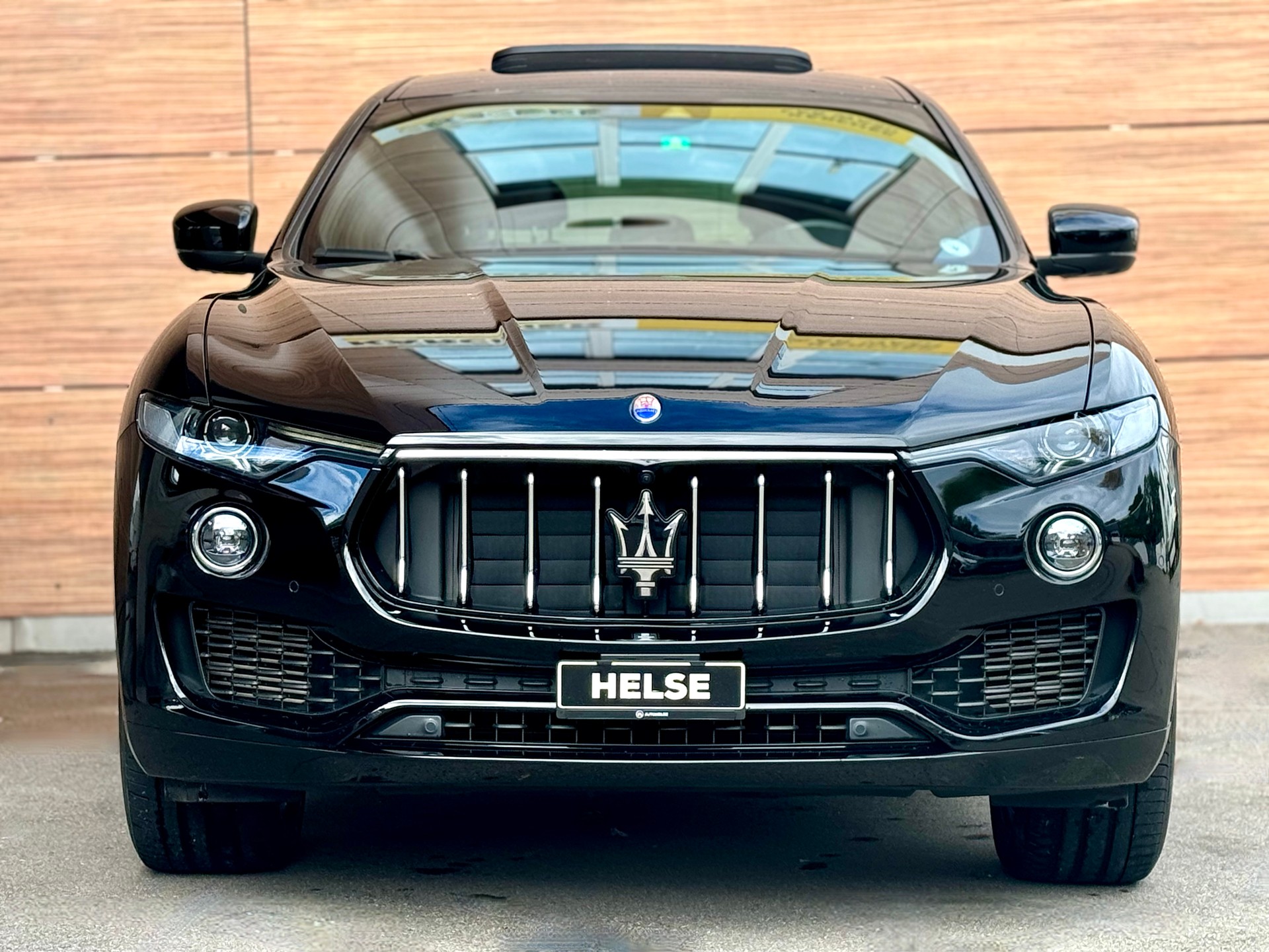 MASERATI Levante 3.0 V6 GranLusso Automatica-image-2
