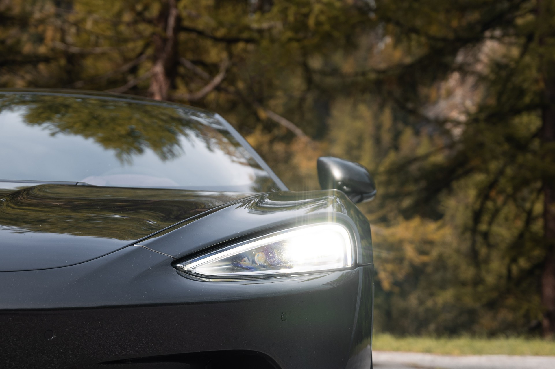 McLAREN GT-image-11