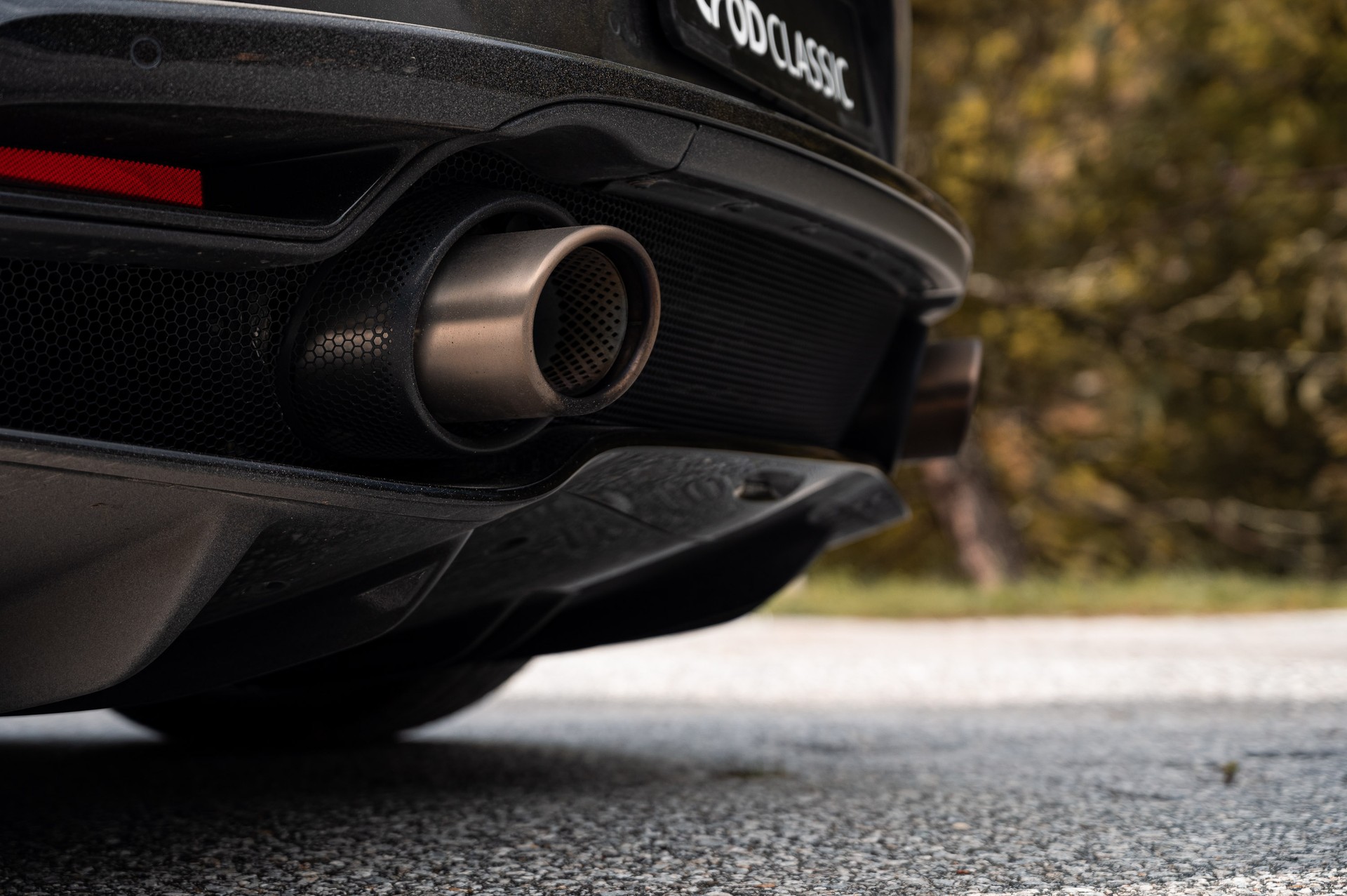 McLAREN GT-image-13