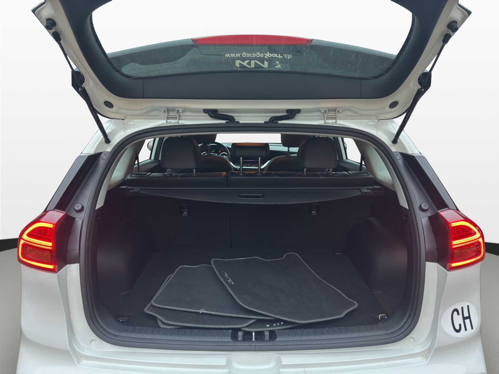 KIA e Niro 64 kWh Style-image-17