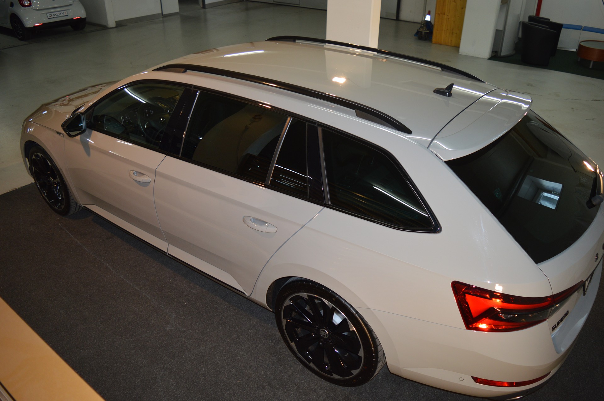 SKODA Superb 1.4 TSI Sport Line PHEV DSG-image-7