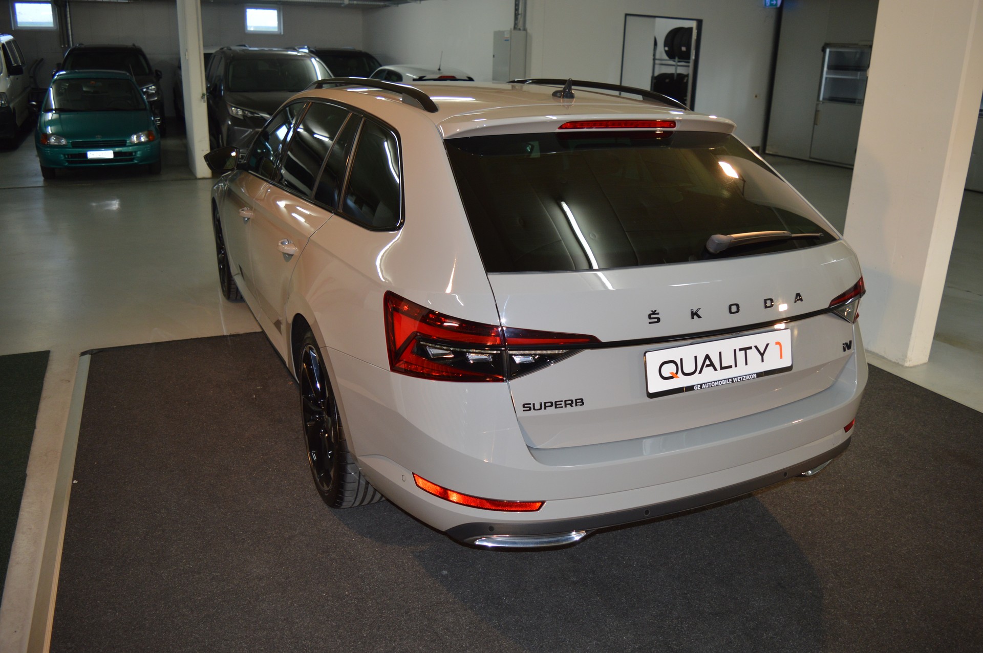 SKODA Superb 1.4 TSI Sport Line PHEV DSG-image-9