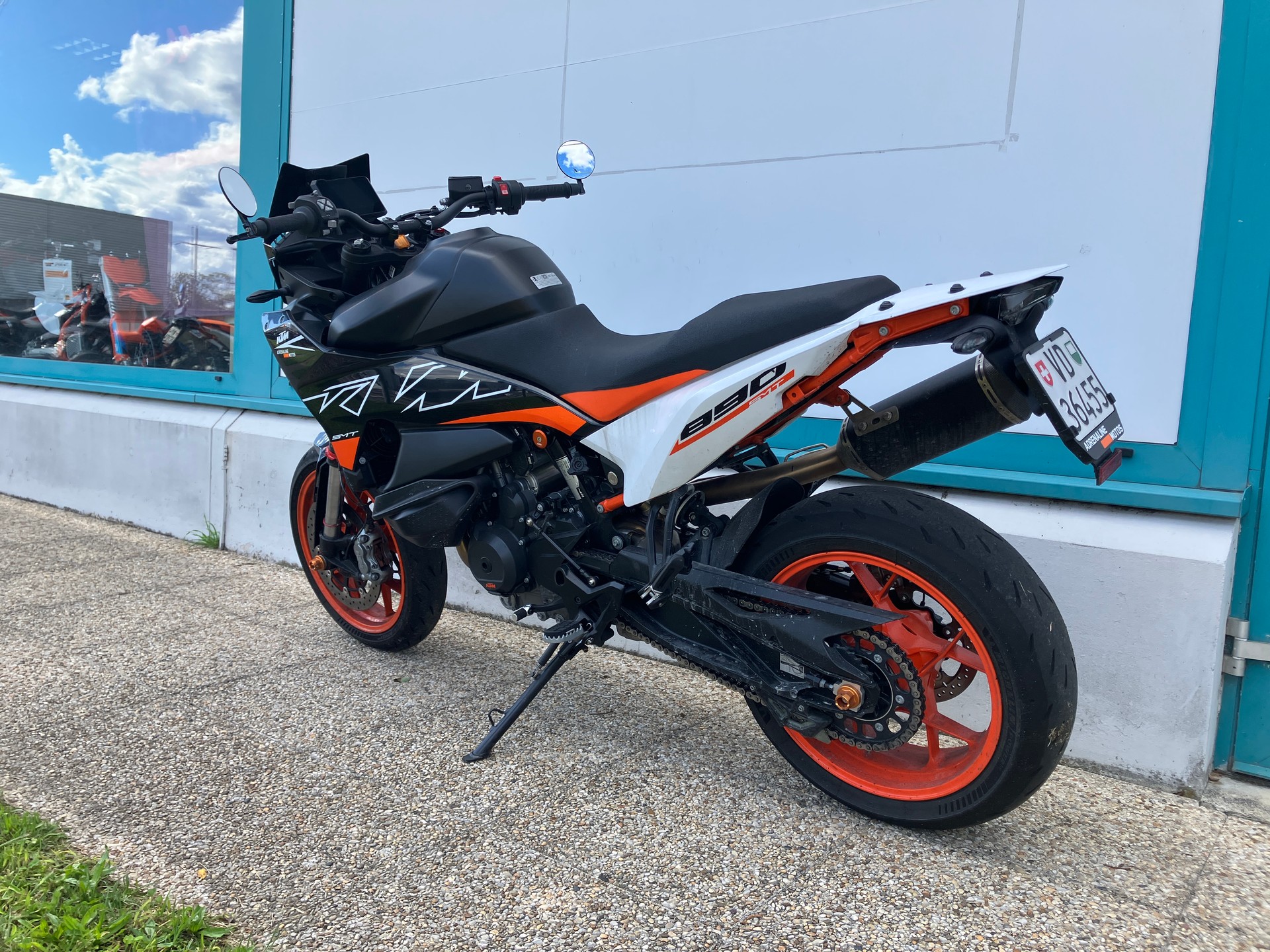 KTM 890 SMT-image-3