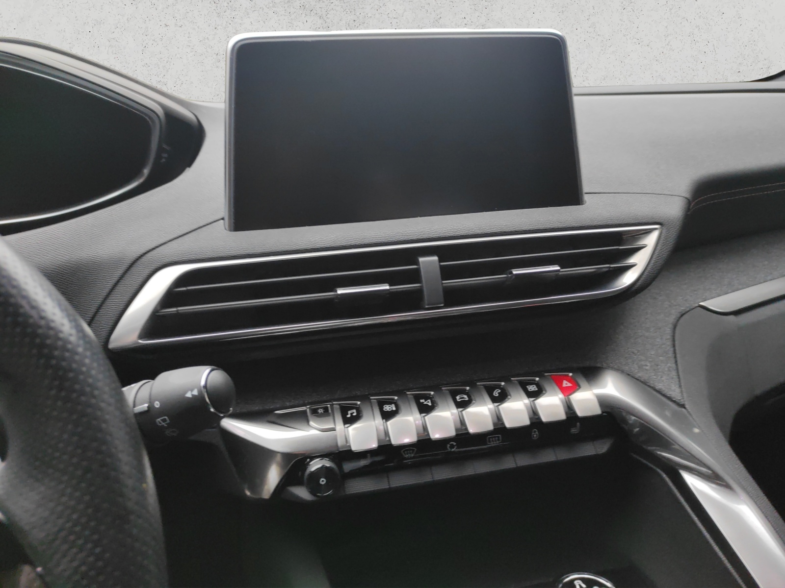 PEUGEOT 3008 1.6 THP GT Line-image-11