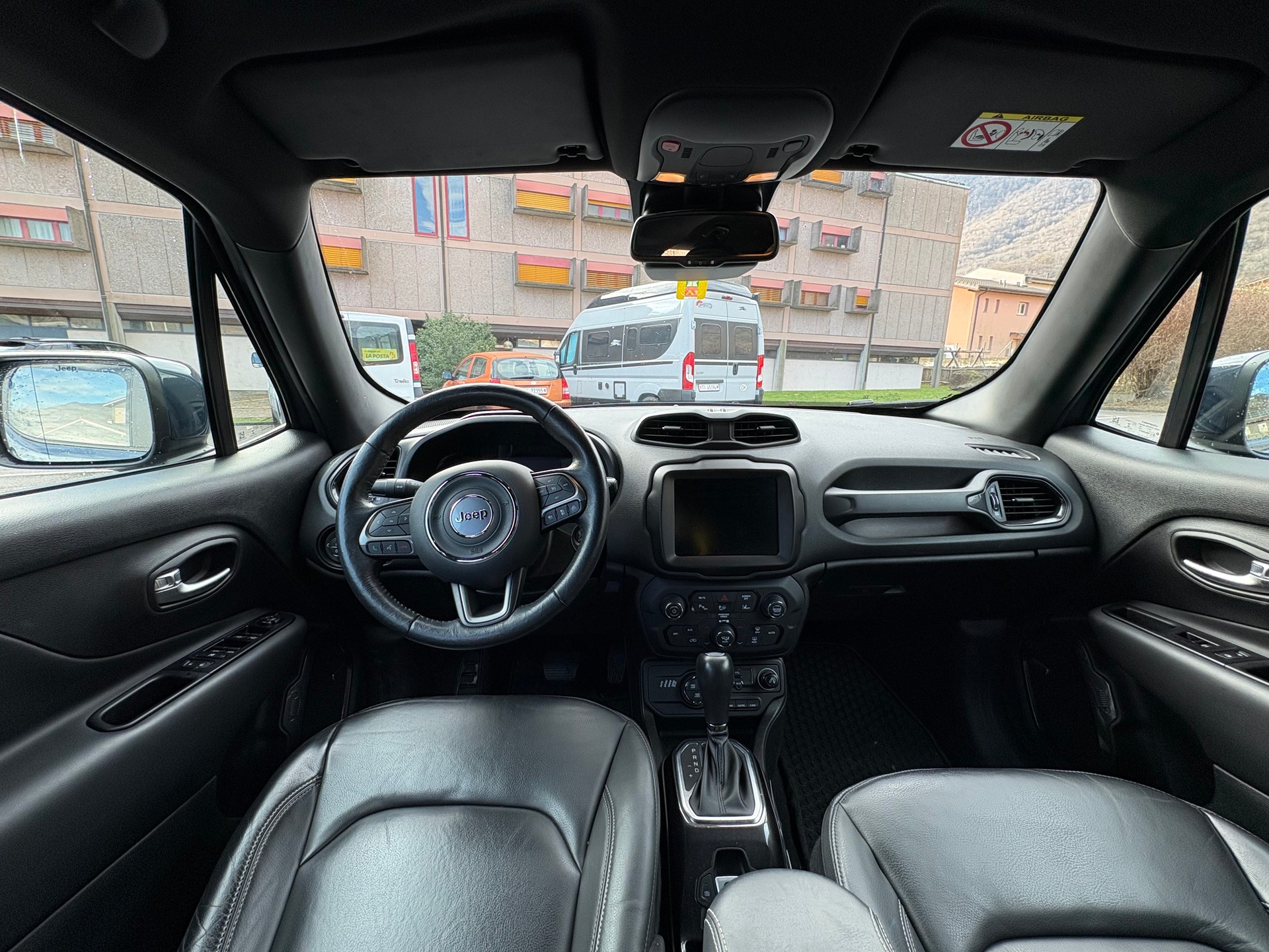 JEEP Renegade 1.3 T PHEV S AWD-image-10
