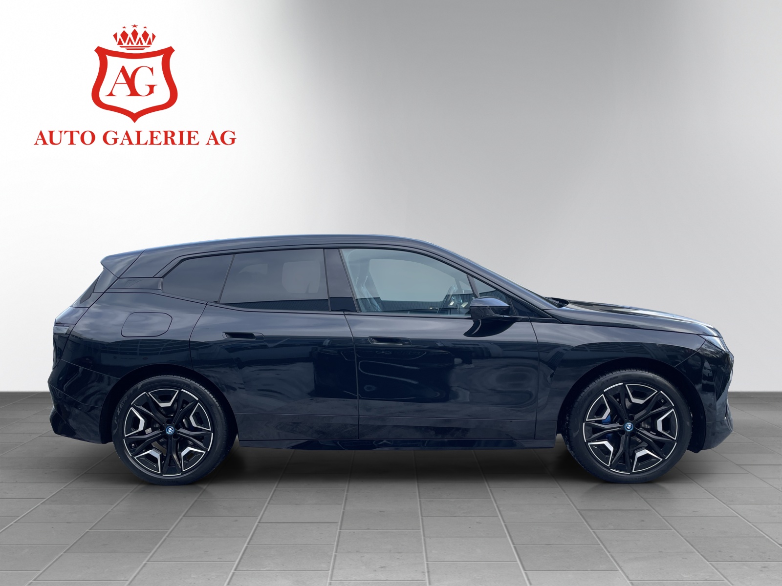 BMW iX xDrive50-image-5
