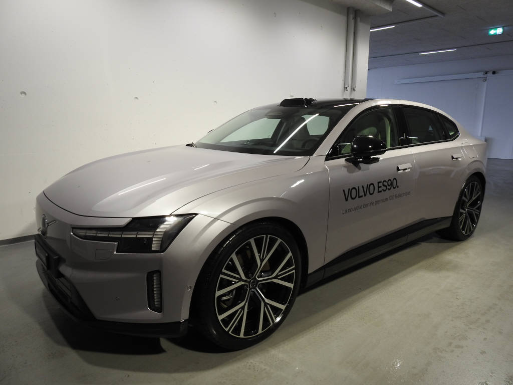 VOLVO ES90 Ultra