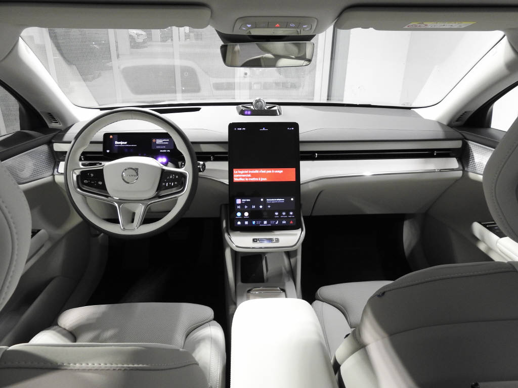 VOLVO ES90 Ultra-image-8