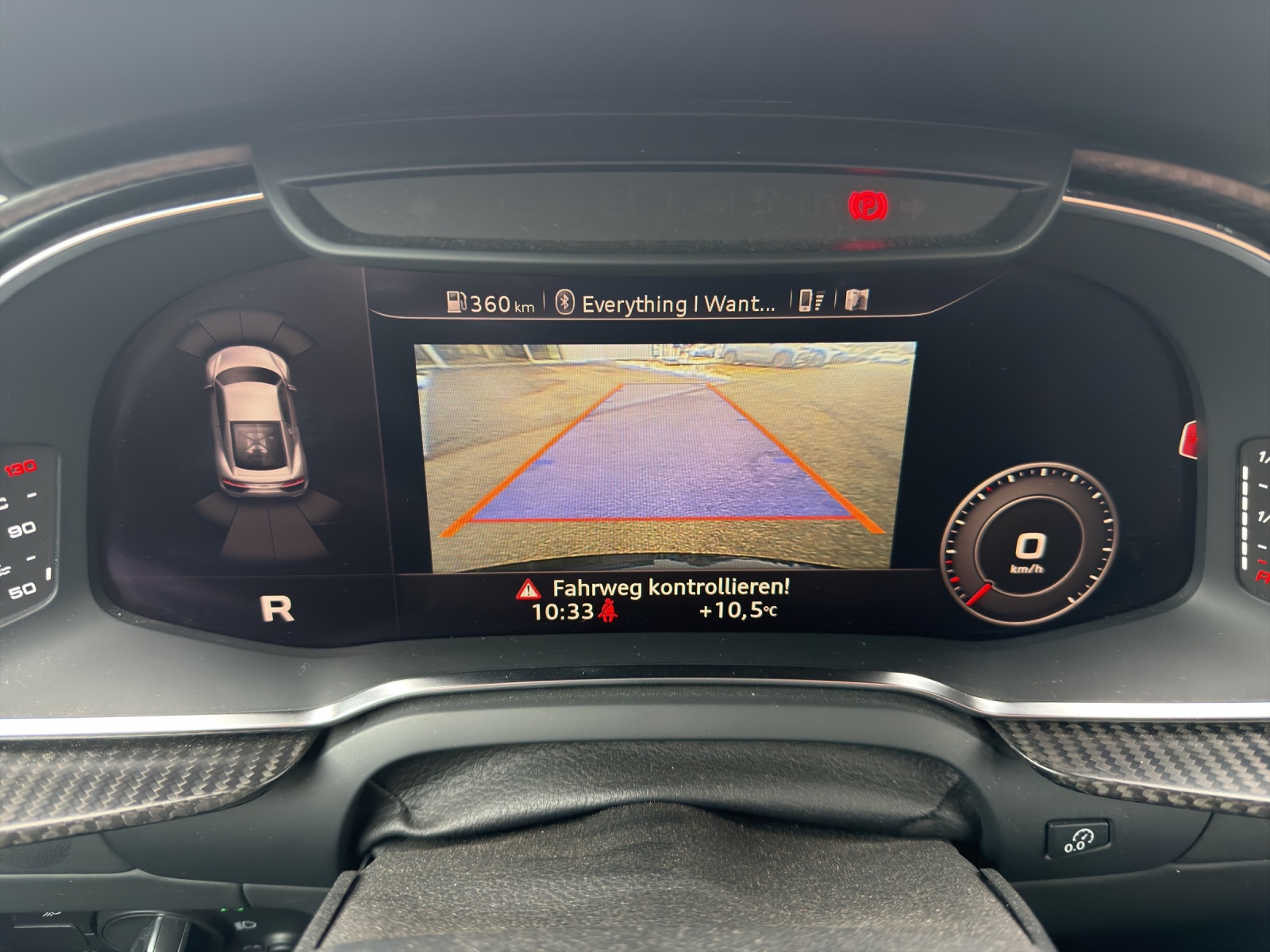 AUDI R8 Coupé 5.2 plus S-Tronic-image-15