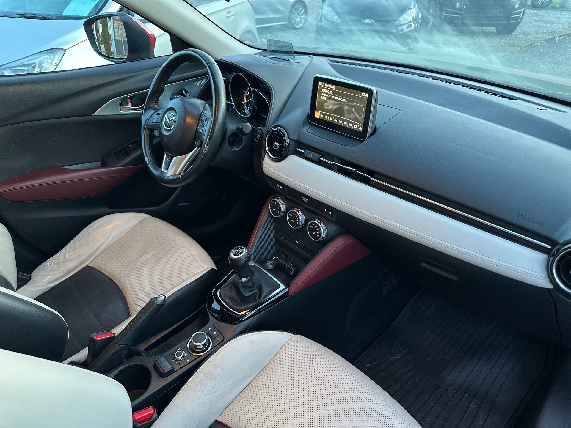 MAZDA CX-3 1.5 D Ambition FWD-image-6