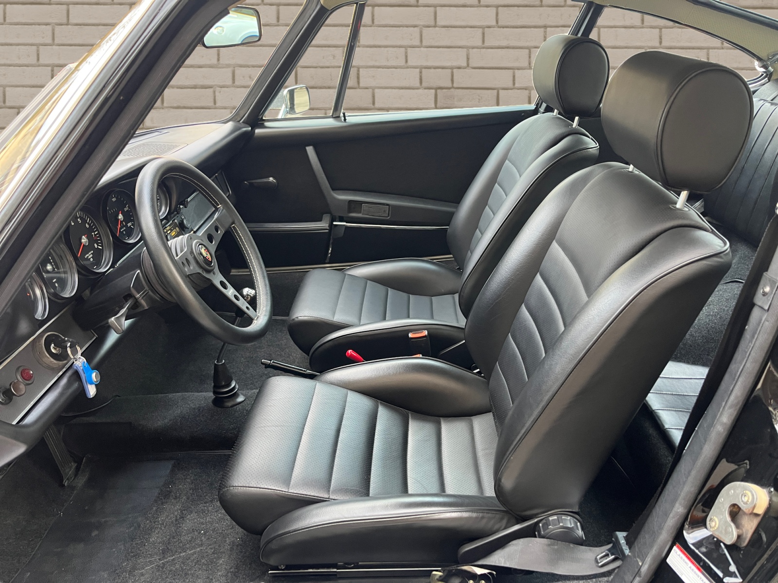PORSCHE 911 S 2.7-image-6