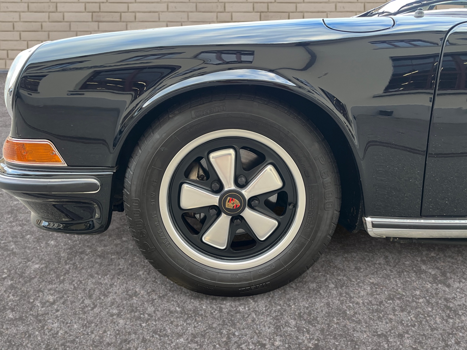 PORSCHE 911 S 2.7-image-5