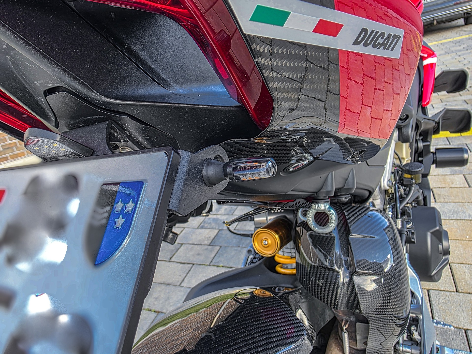 DUCATI Streetfighter V4 S-image-11