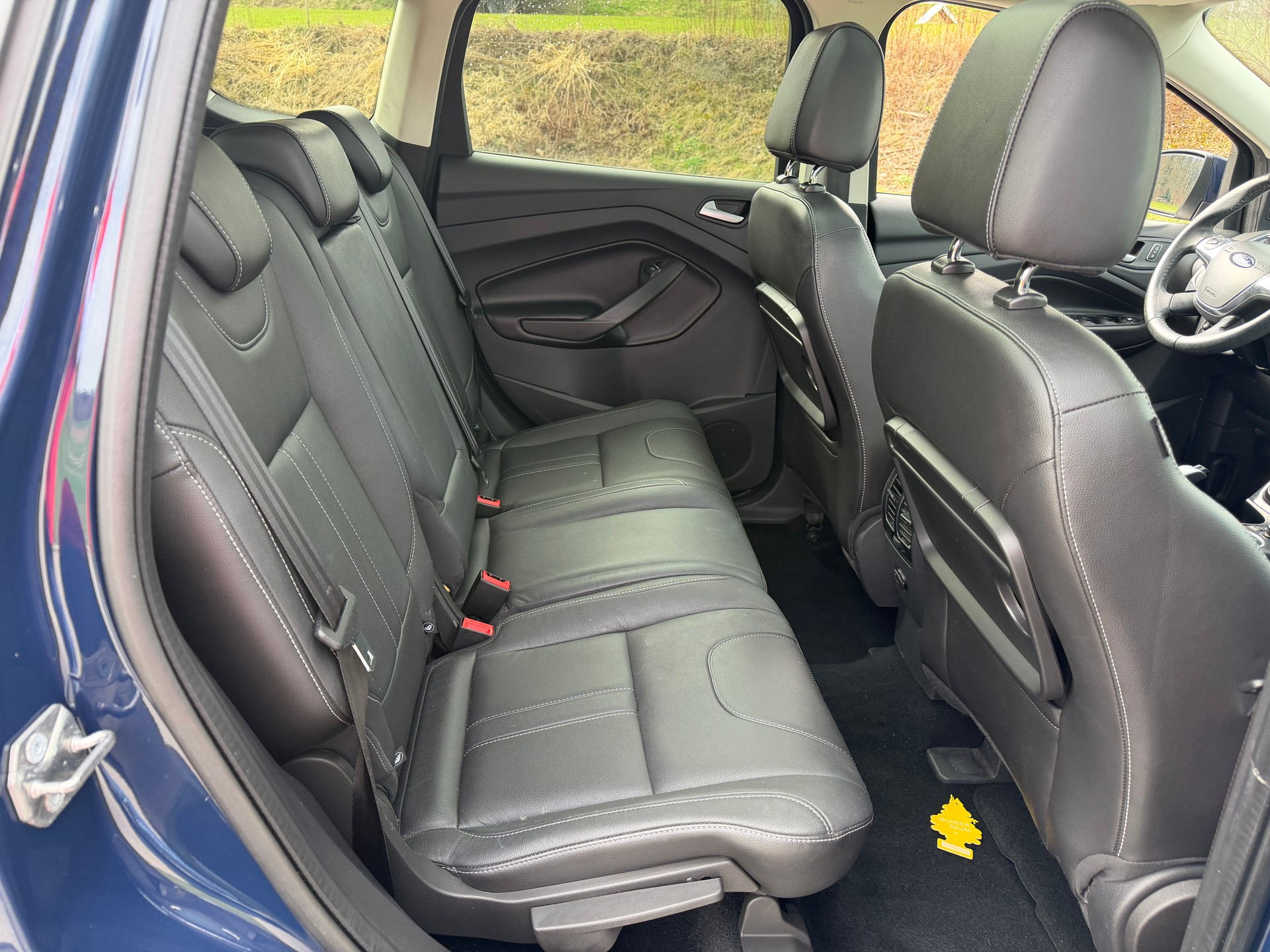 FORD Kuga 1.6 SCTi Titanium S 2WD-image-6