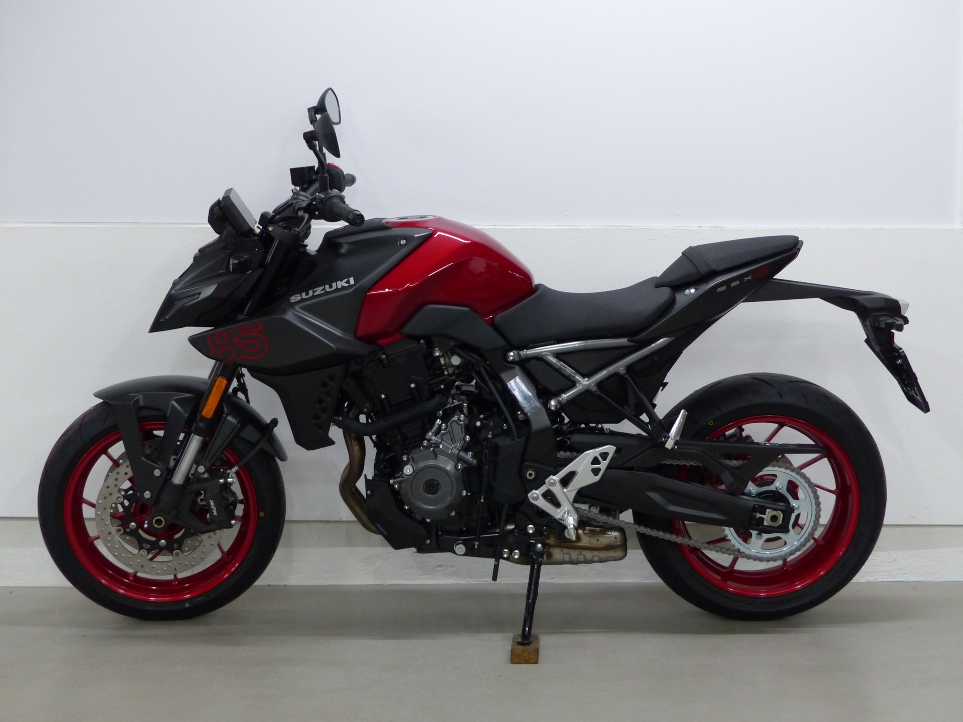 SUZUKI GSX 8 S ABS-image-2