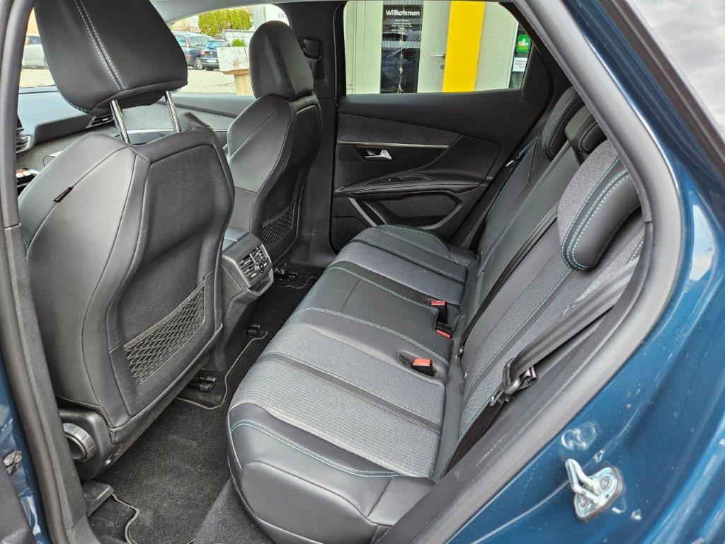 PEUGEOT 3008 1.6 Plug-in Hybrid Allure Pack-image-7