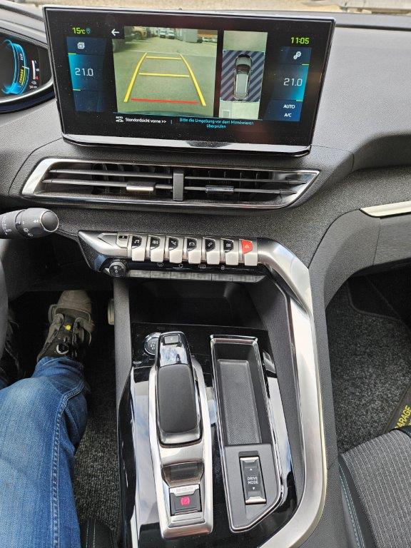 PEUGEOT 3008 1.6 Plug-in Hybrid Allure Pack-image-10