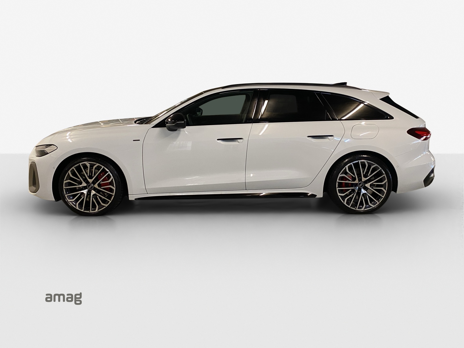 AUDI A5 Avant e-hybrid e-hybrid quattro 270 kW S tronic 367 PS Hybrid 4x4 edition one-showroom-element-1