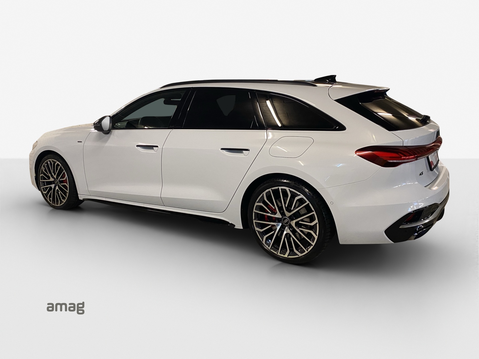 AUDI A5 Avant e-hybrid e-hybrid quattro 270 kW S tronic 367 PS Hybrid 4x4 edition one-showroom-element-2
