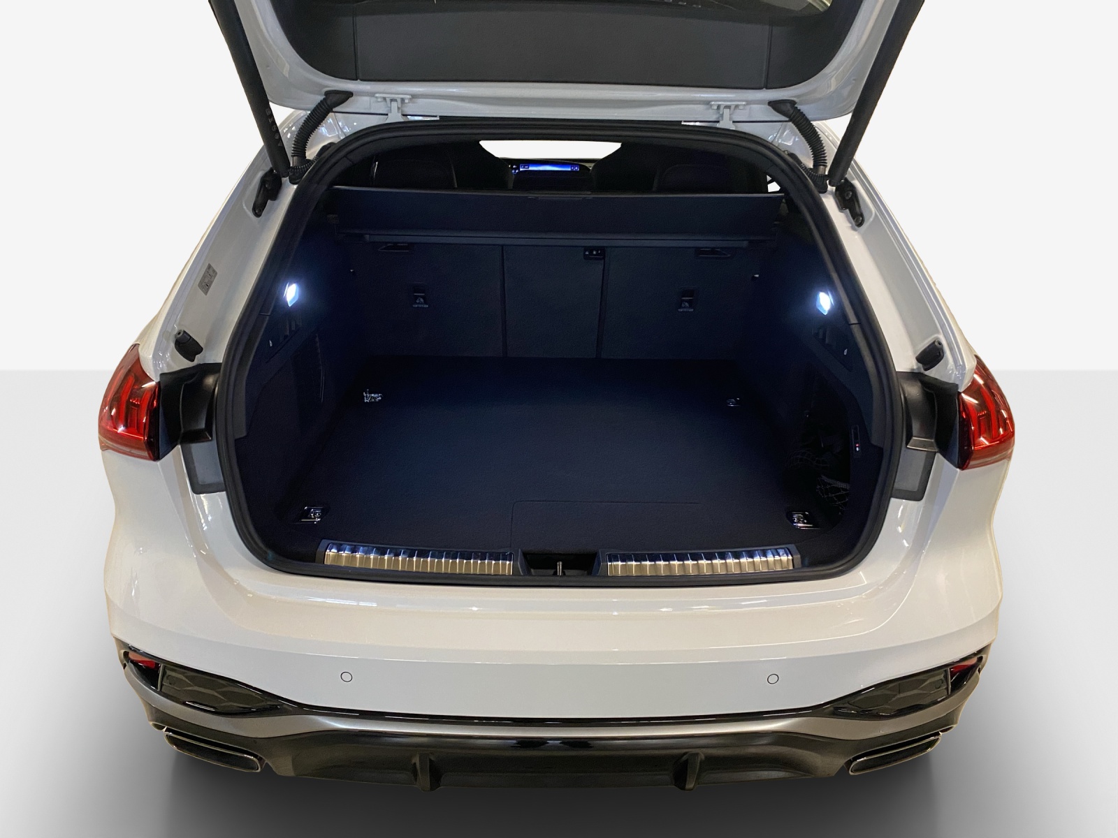 AUDI A5 Avant e-hybrid e-hybrid quattro 270 kW S tronic 367 PS Hybrid 4x4 edition one-image-12