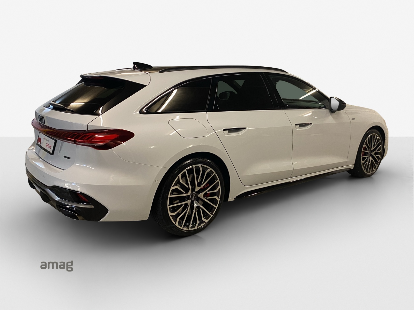 AUDI A5 Avant e-hybrid e-hybrid quattro 270 kW S tronic 367 PS Hybrid 4x4 edition one-image-4