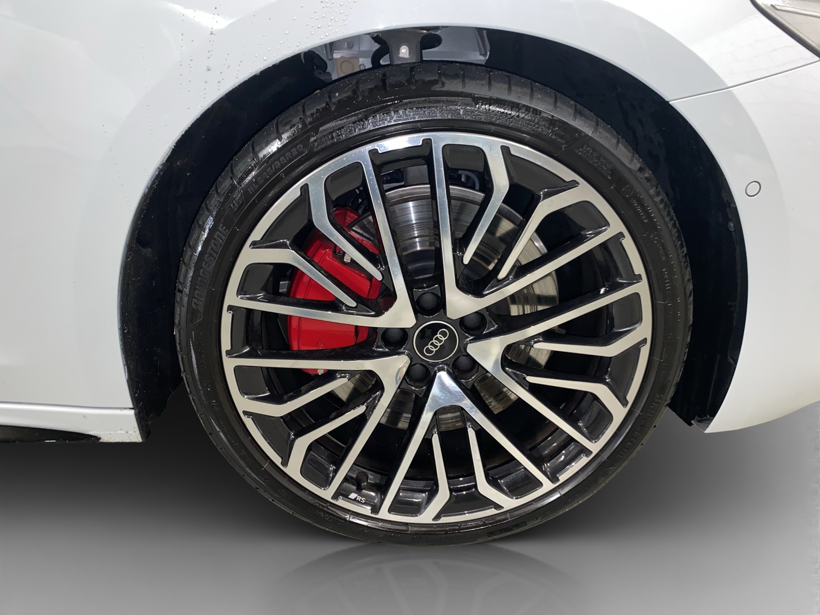 AUDI A5 Avant e-hybrid e-hybrid quattro 270 kW S tronic 367 PS Hybrid 4x4 edition one-image-15