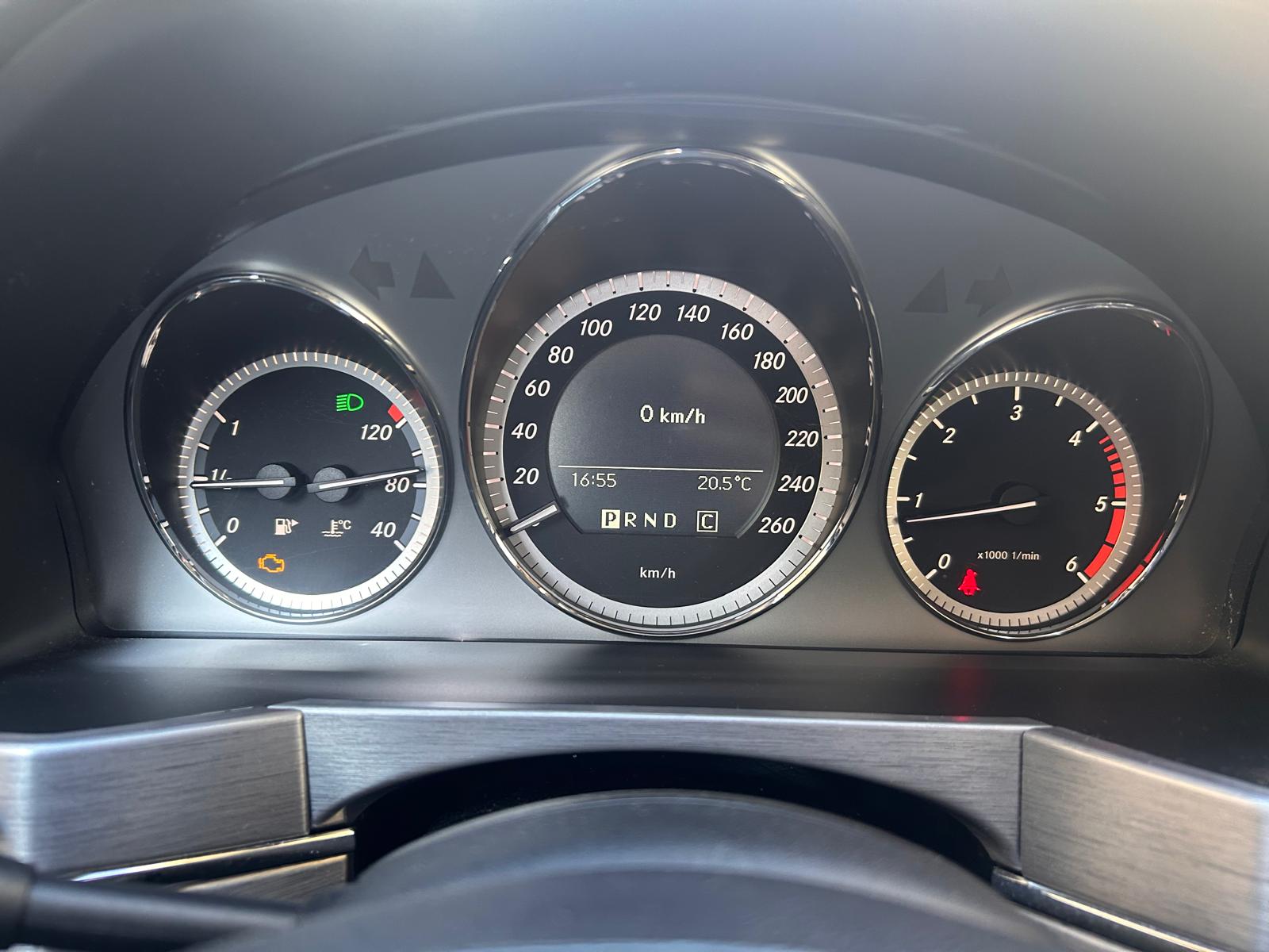 MERCEDES-BENZ GLK 220 CDI BlueEfficiency 4Matic 7G-Tronic-image-19