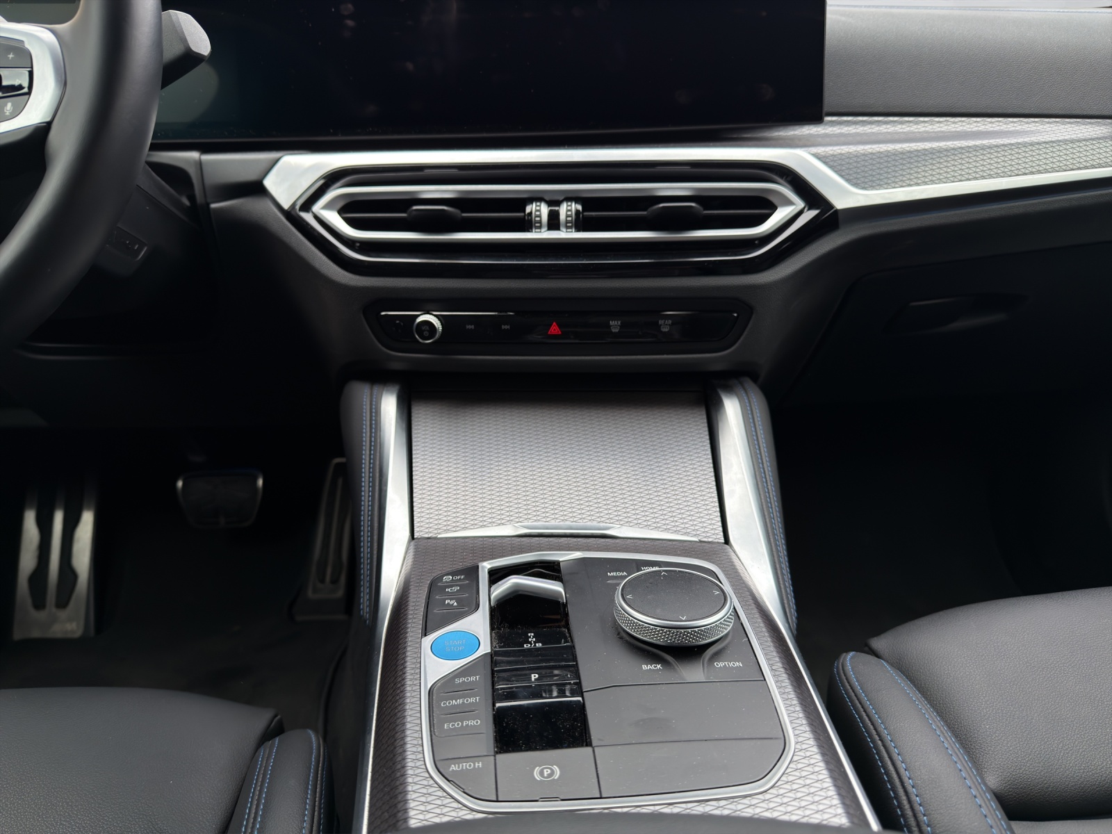 BMW i4 M50-image-18