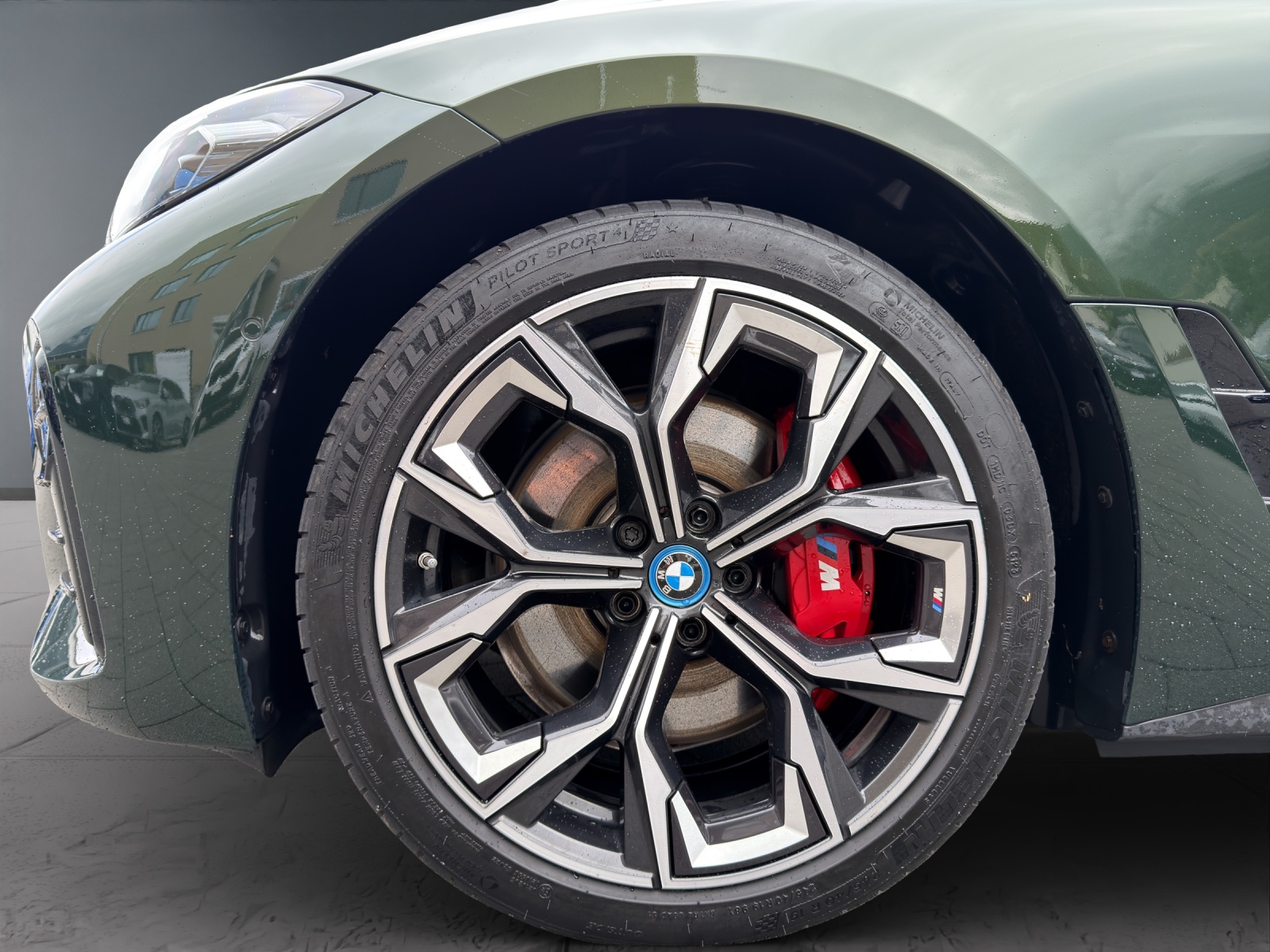 BMW i4 M50-image-9