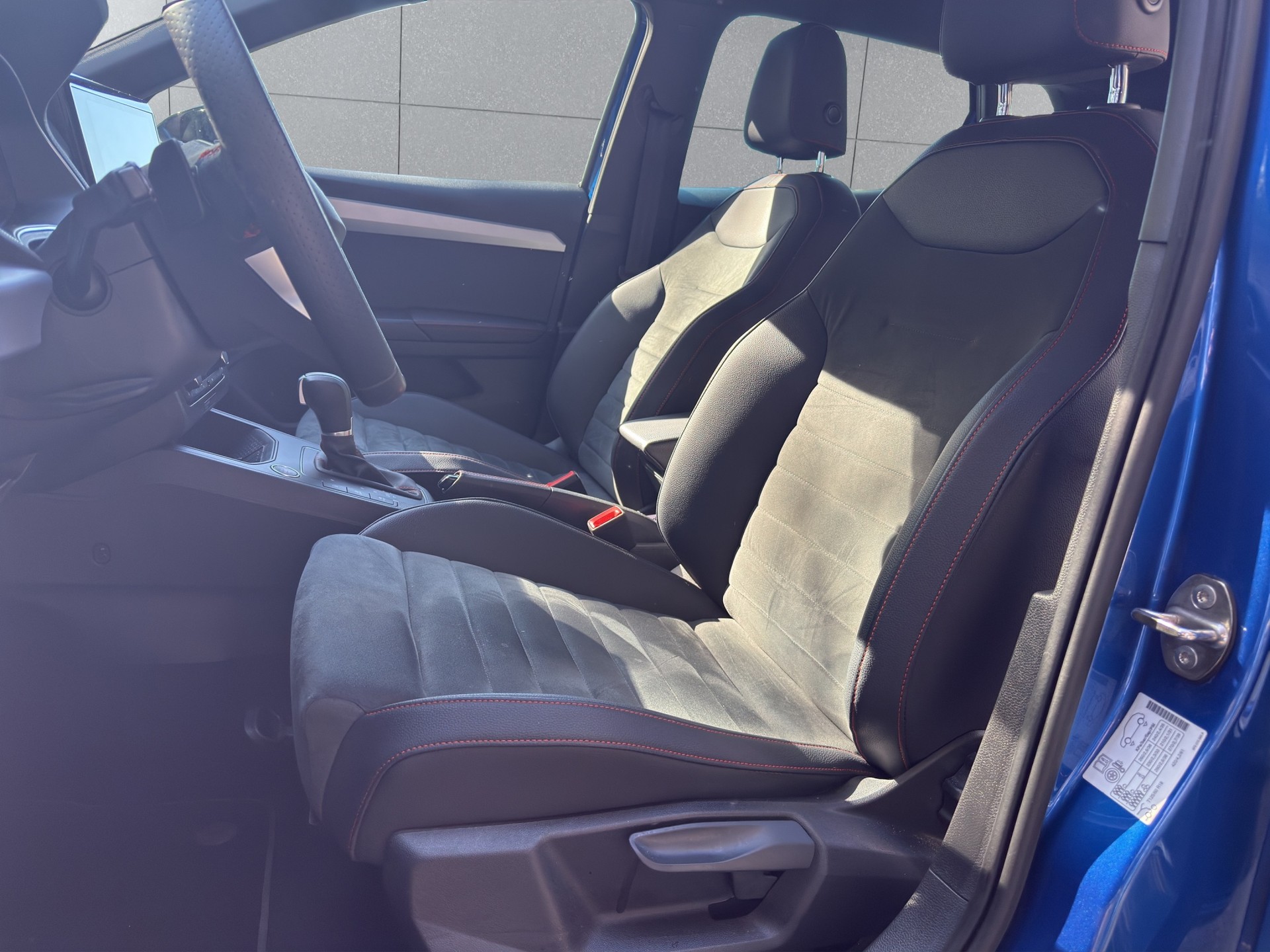 SEAT Ibiza 1.0 EcoTSI Hola FR DSG-image-10