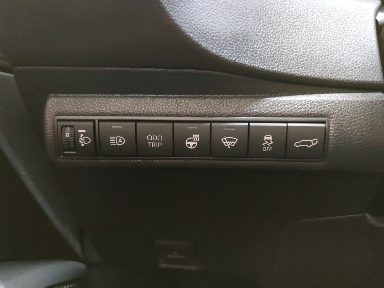 TOYOTA Corolla Touring Sports 2.0 HSD GR Sport-image-19
