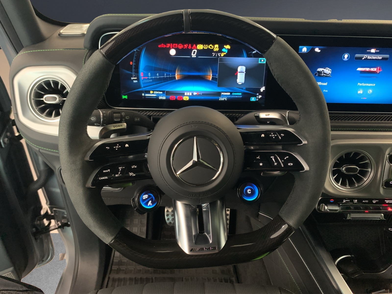 MERCEDES-BENZ G 63 AMG 9G-Tronic-image-8