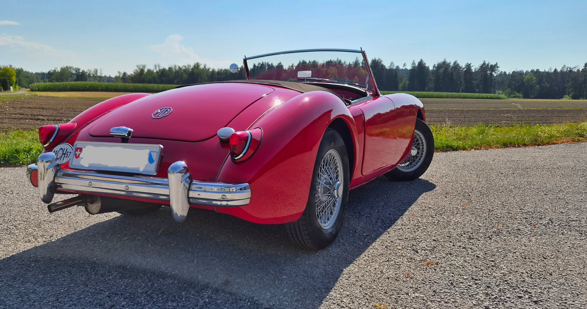 MG A 1500 Roadster-image-1