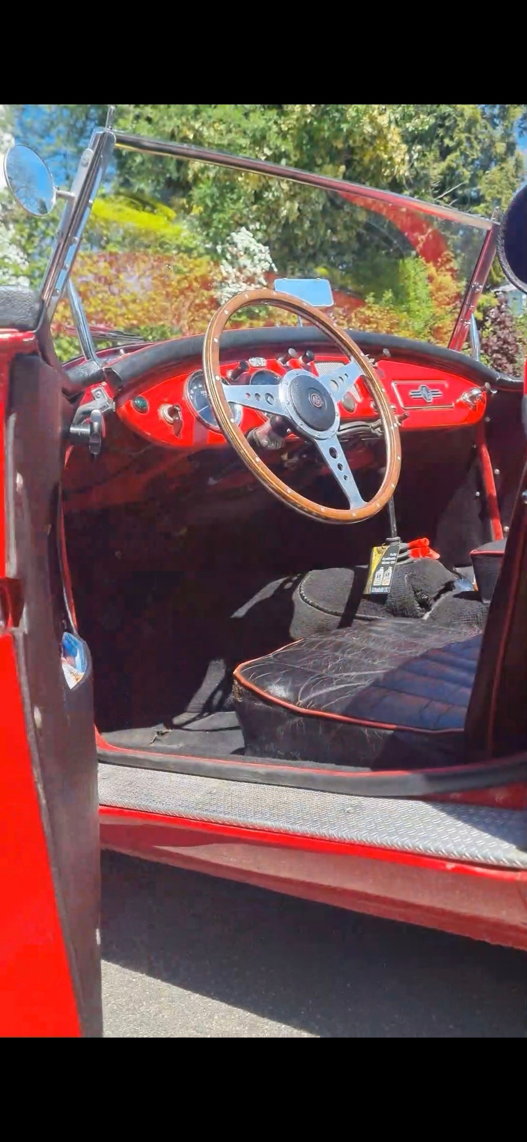 MG A 1500 Roadster-image-1