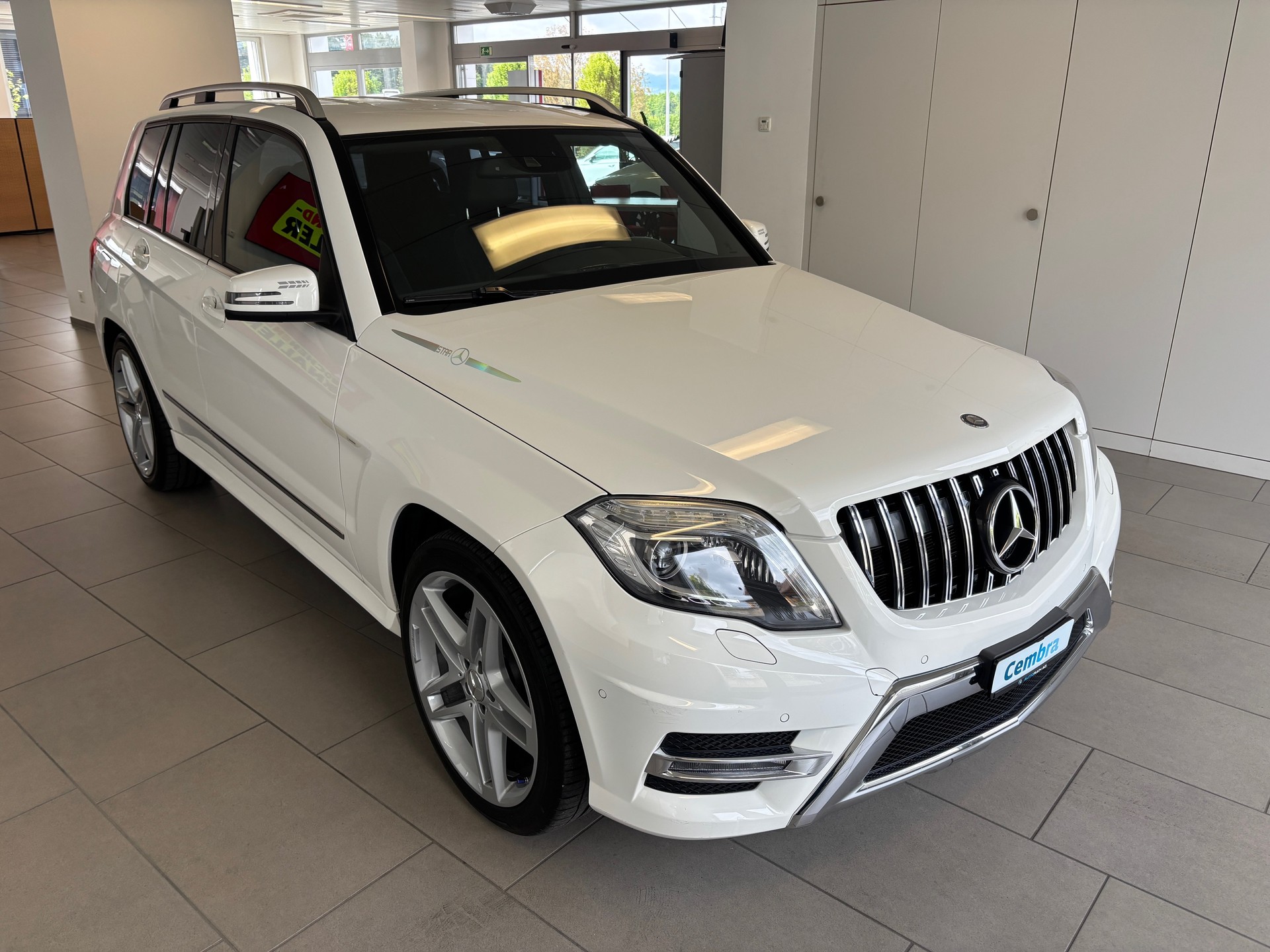 MERCEDES-BENZ GLK 220 AMG Line BlueTEC Swiss Star Ed. 4Matic 7G-Tronic-showroom-element-1