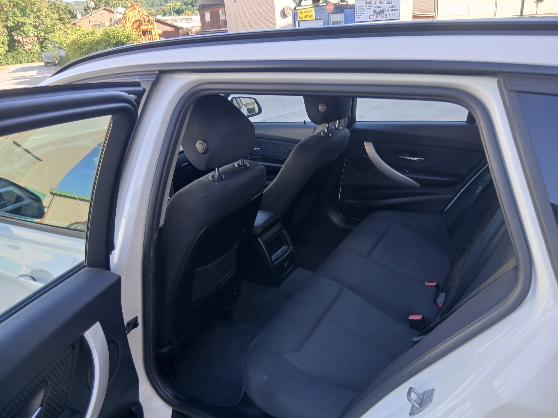 BMW 316d Touring Business Steptronic-image-7