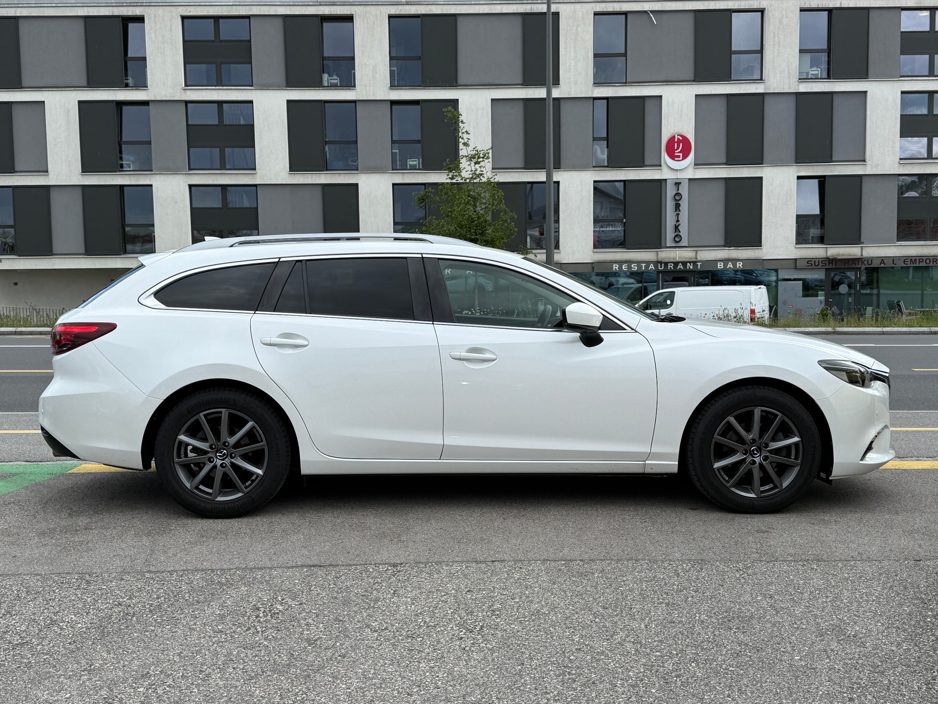 MAZDA 6 Sportwagon SKYACTIV-G 165 Ambition-image-8