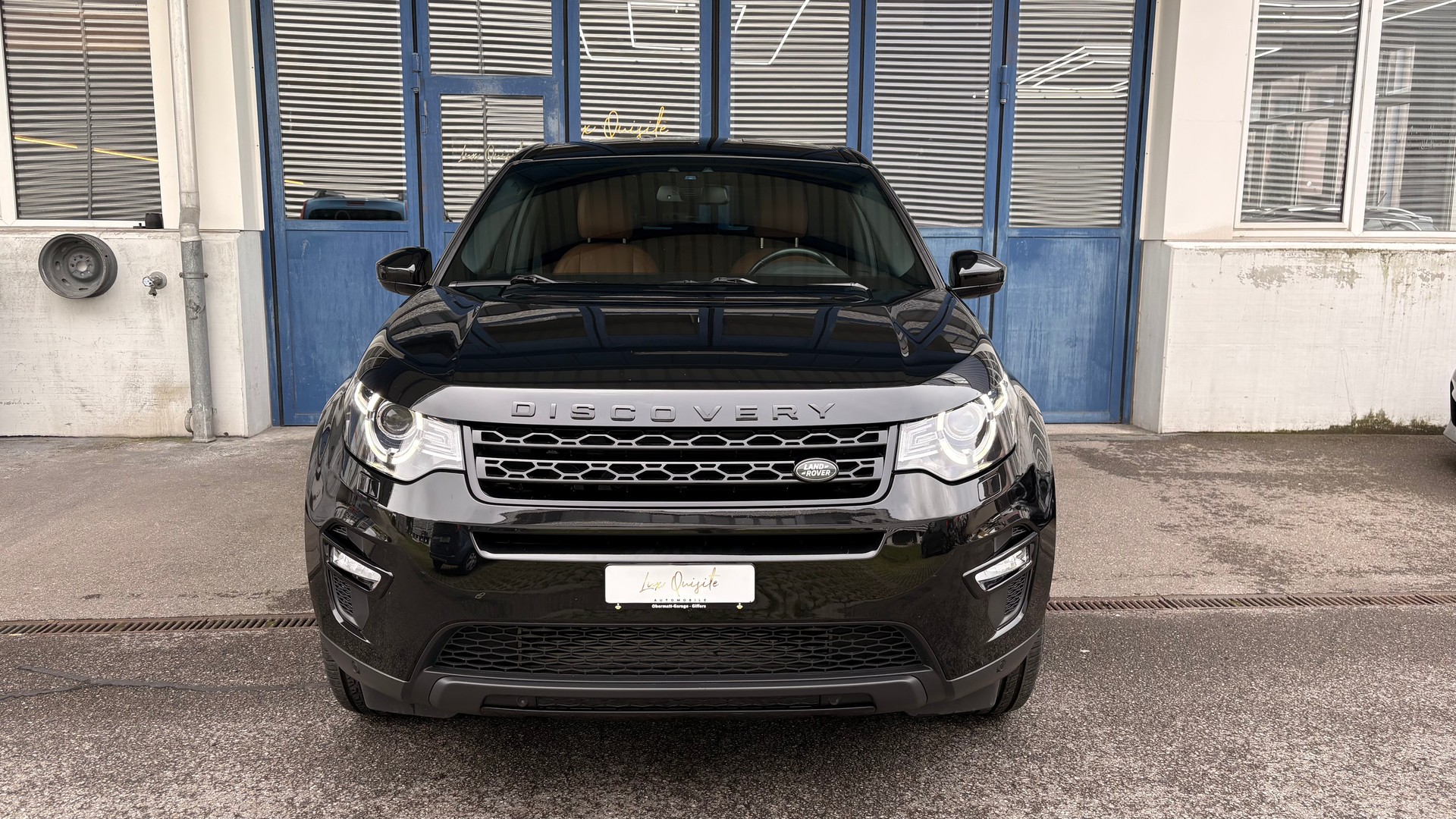 LAND ROVER Discovery Sport 2.0 Si4 HSE Luxury AT9-showroom-element-1