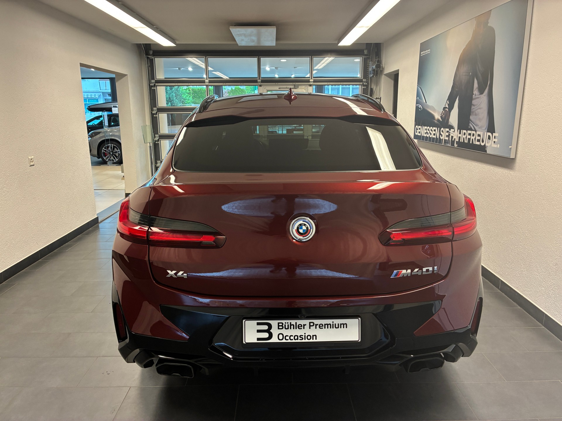 BMW X4 M40i-image-4