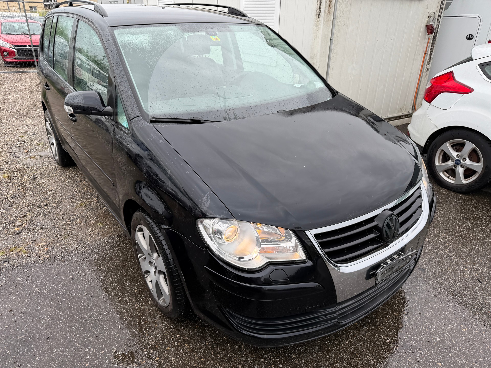 VW Touran 2.0 TDI Highline-image-1