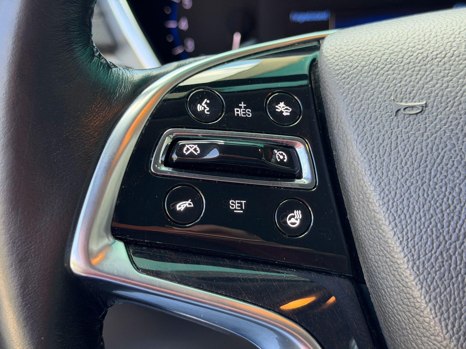 CADILLAC SRX 3.6 V6 Sport Luxury AWD-image-18
