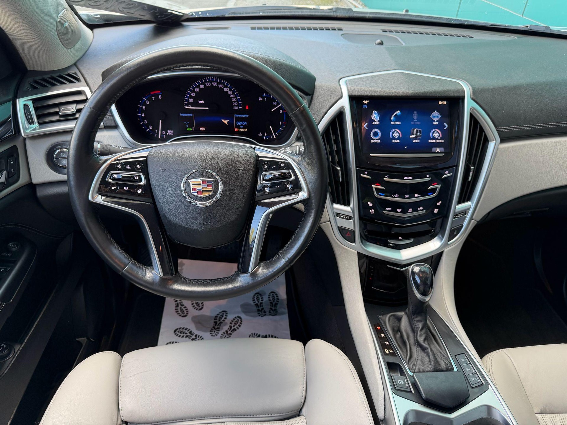 CADILLAC SRX 3.6 V6 Sport Luxury AWD-image-9