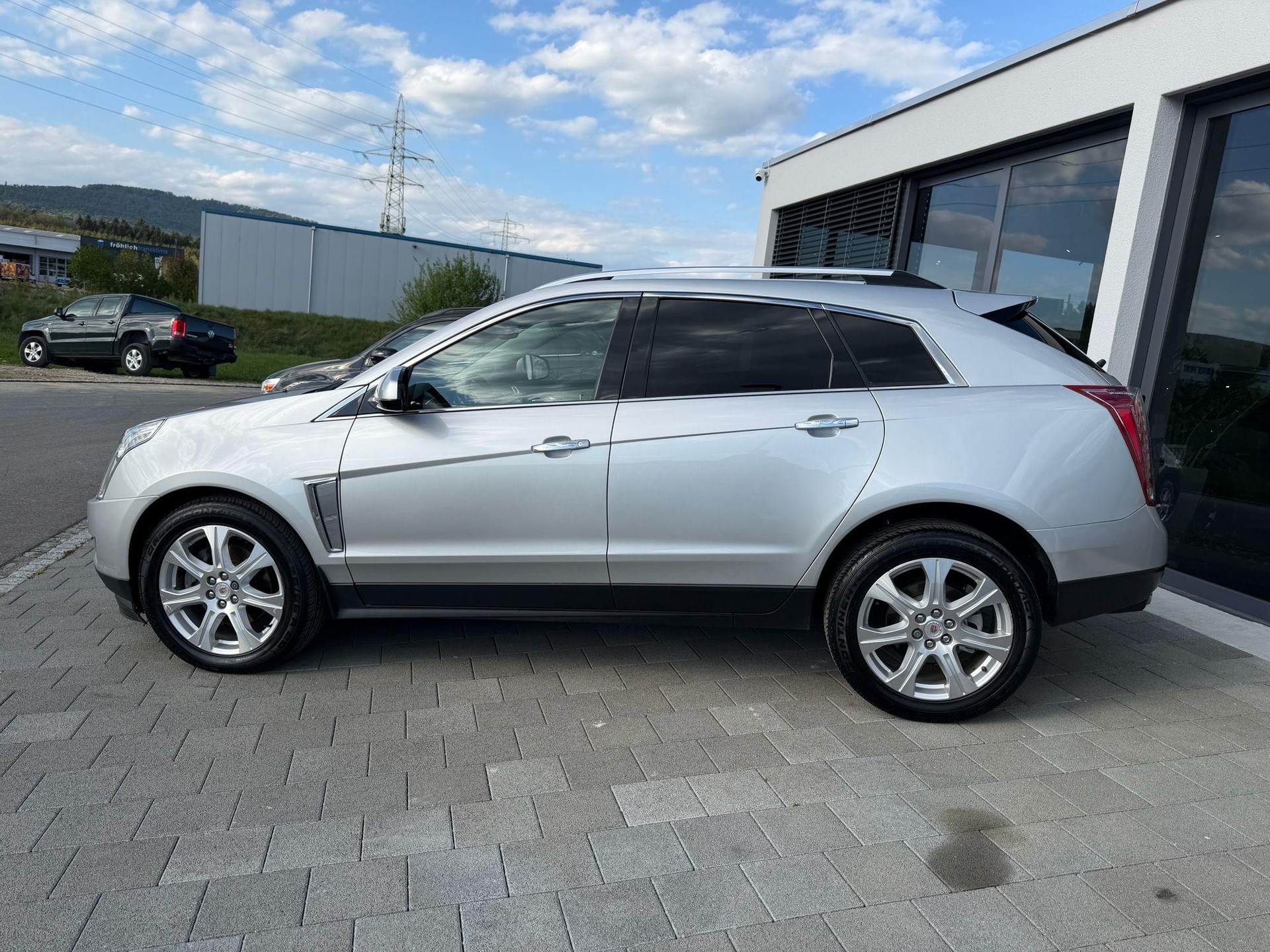 CADILLAC SRX 3.6 V6 Sport Luxury AWD-image-27