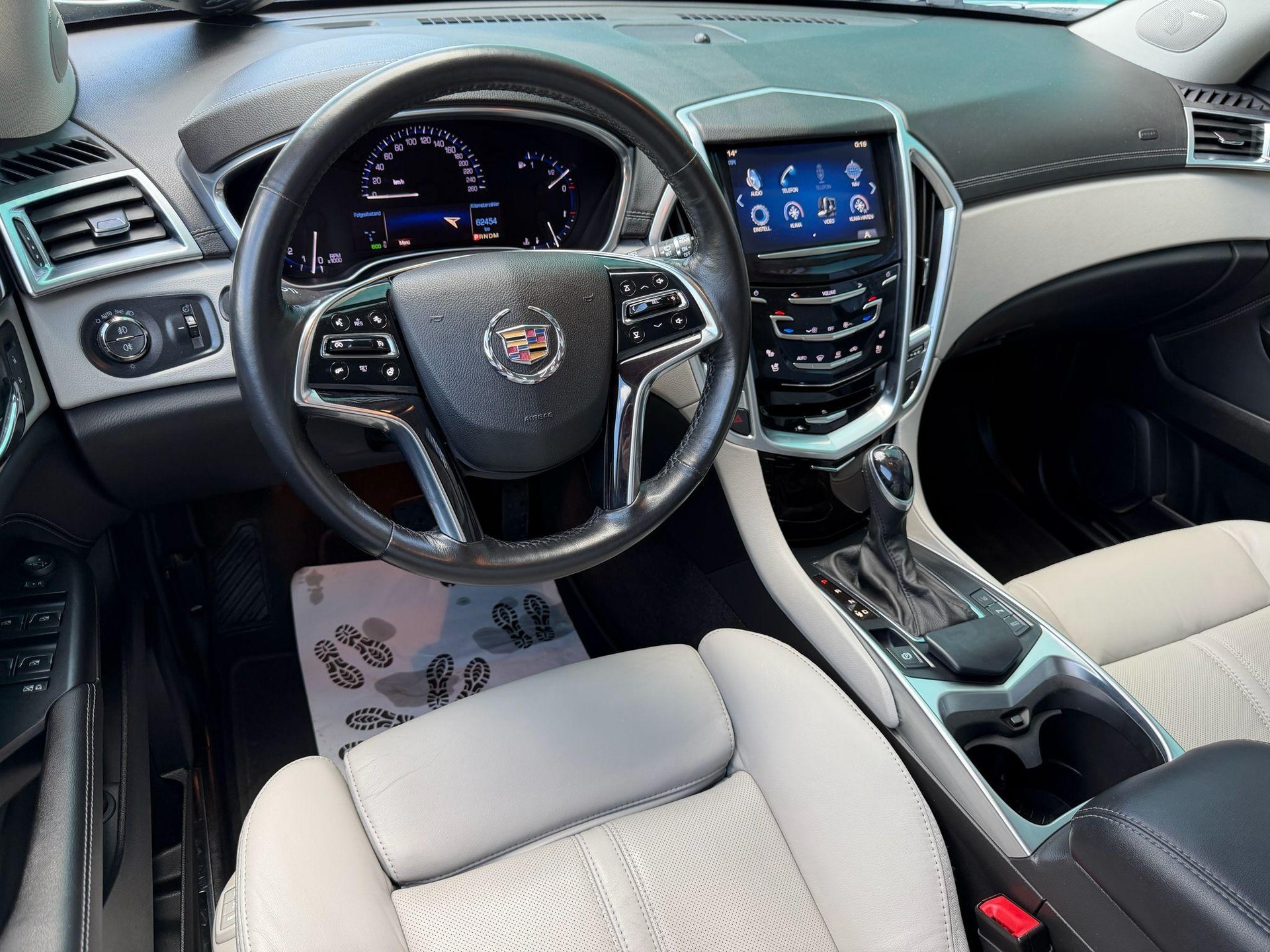 CADILLAC SRX 3.6 V6 Sport Luxury AWD-image-7