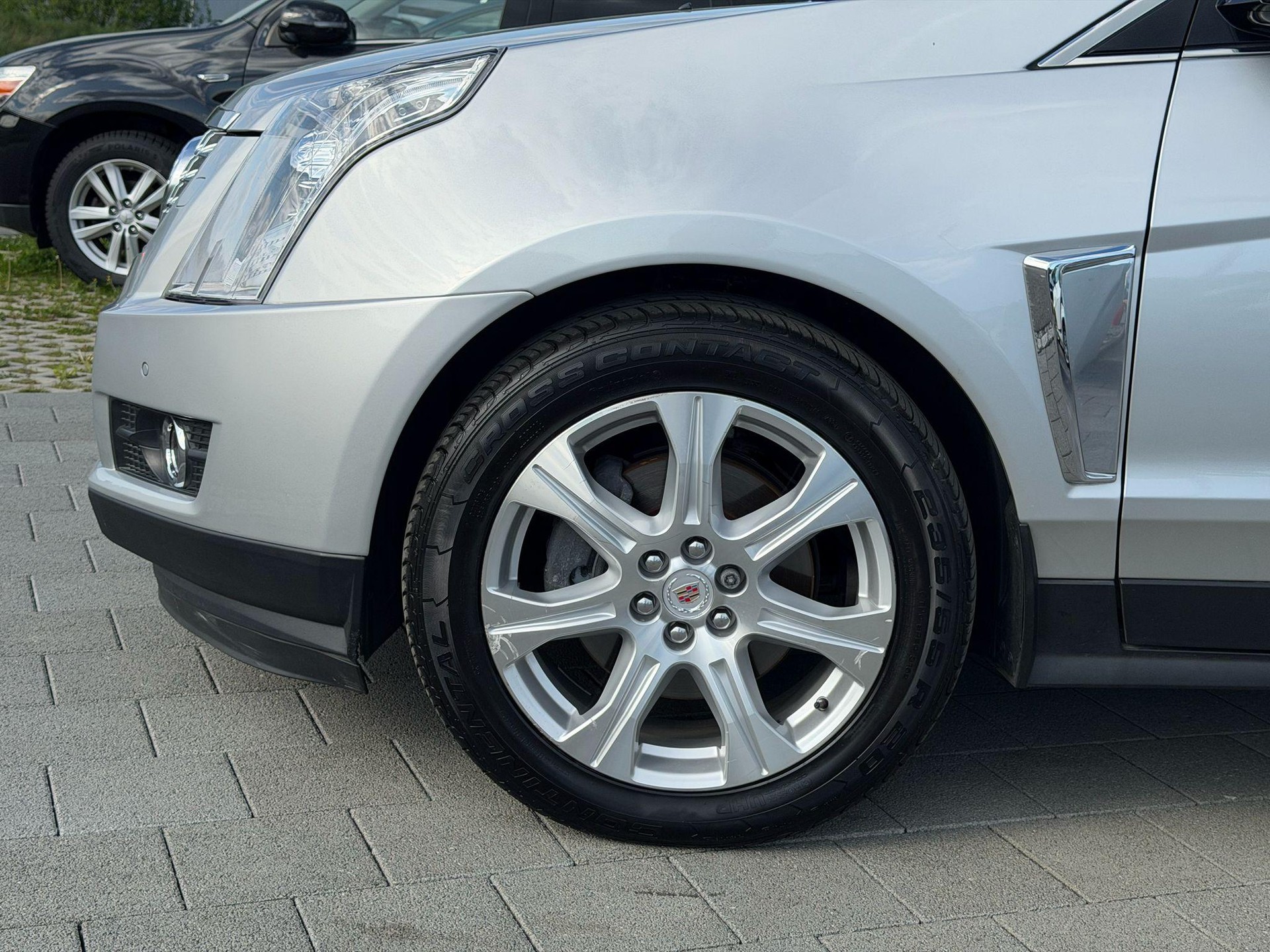 CADILLAC SRX 3.6 V6 Sport Luxury AWD-image-26