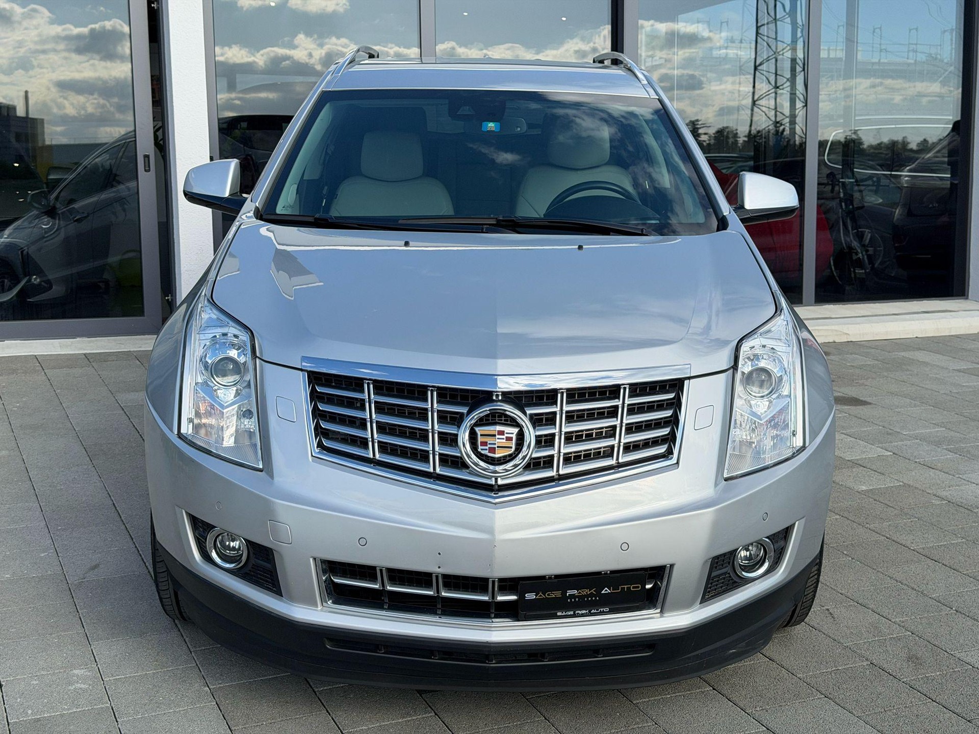 CADILLAC SRX 3.6 V6 Sport Luxury AWD-showroom-element-2
