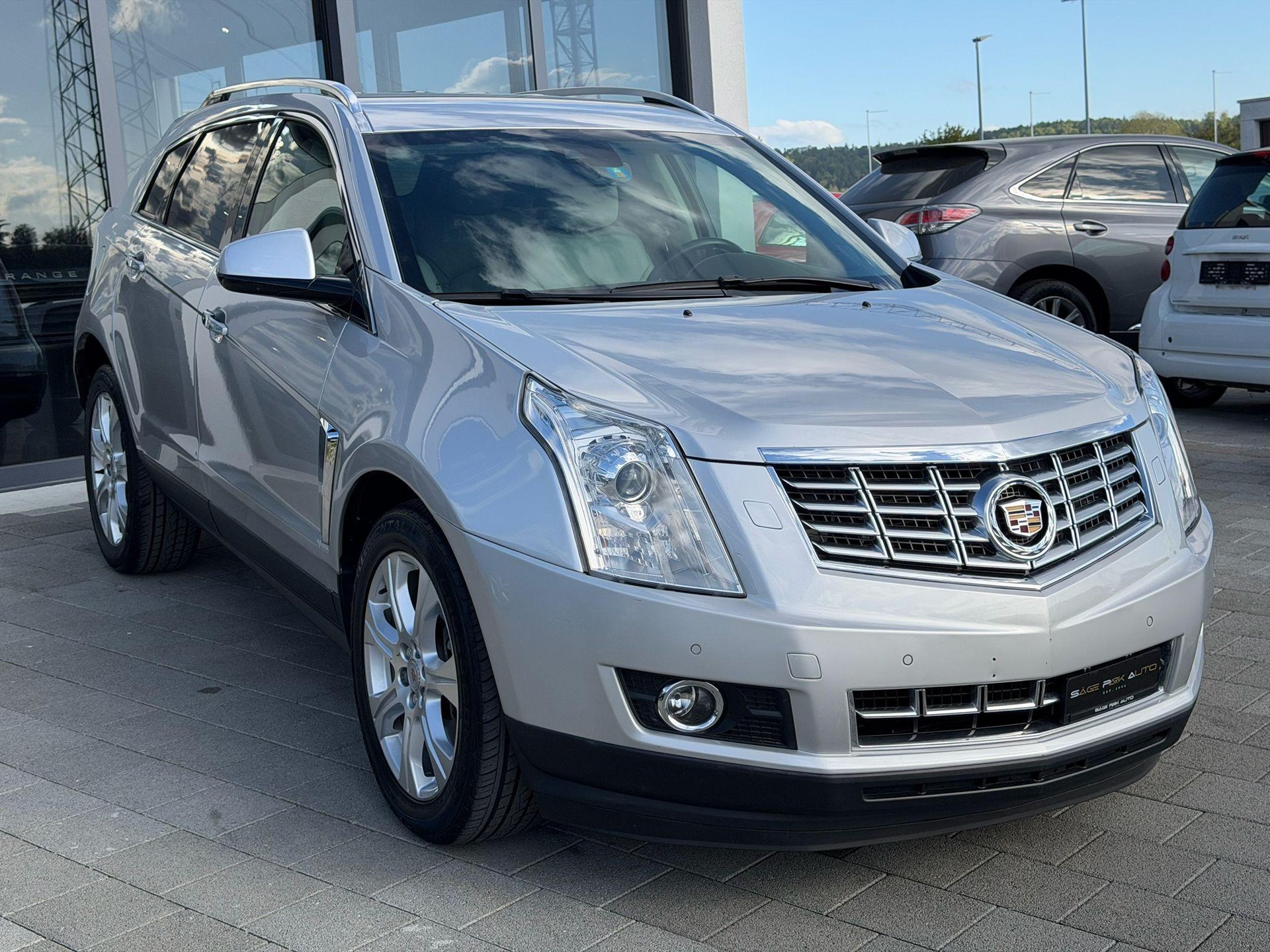 CADILLAC SRX 3.6 V6 Sport Luxury AWD-showroom-element-1