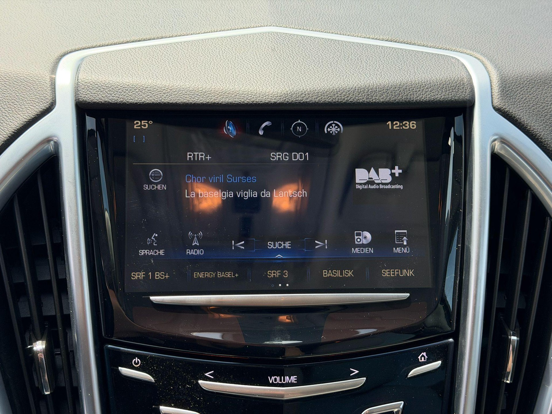 CADILLAC SRX 3.6 V6 Sport Luxury AWD-image-15